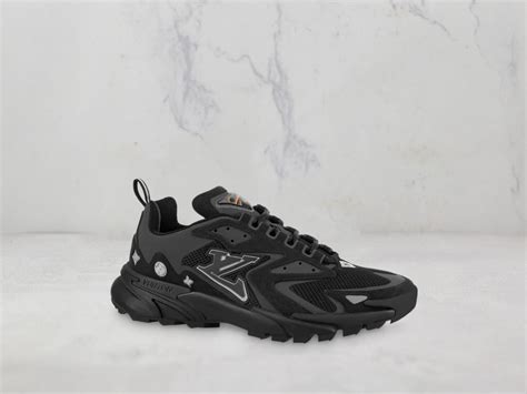 louis vuitton runner tatic sneaker